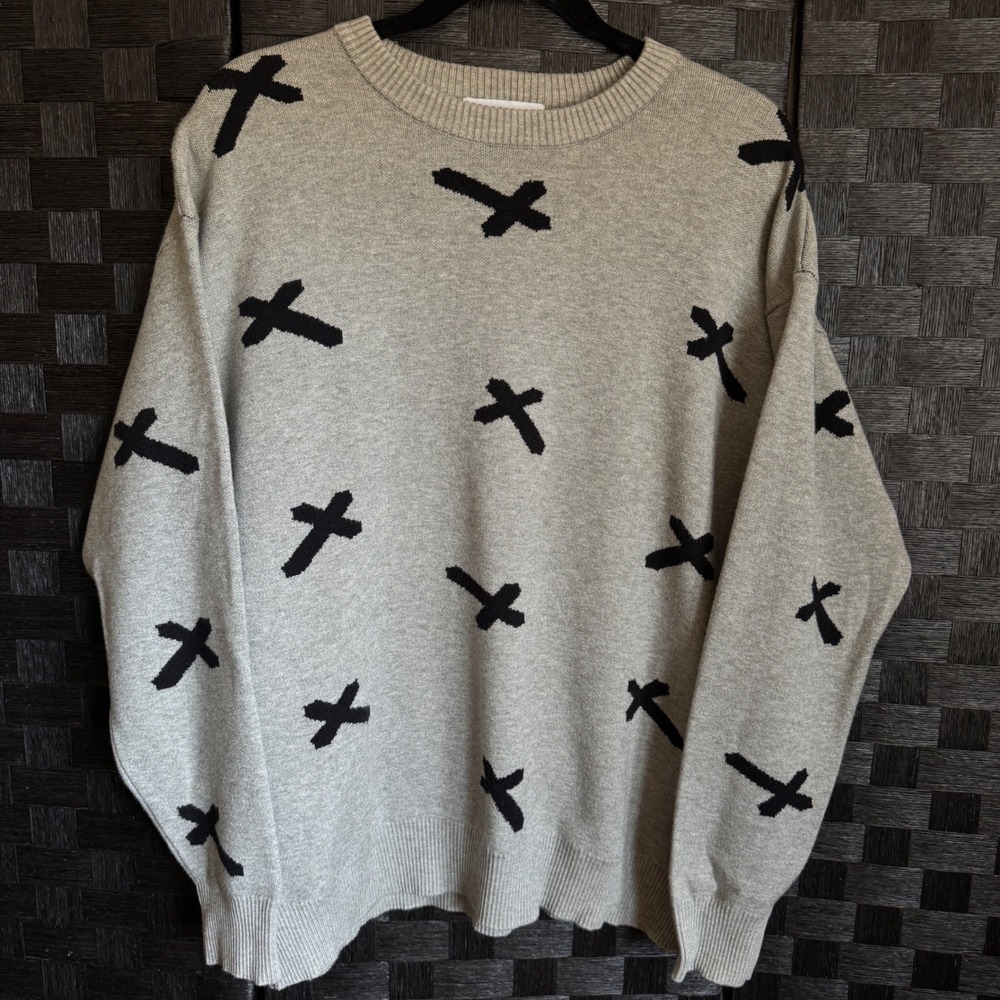 Urban Weekend Sweater Women Medium Gray Black Cross Graphic Knit Christian Goth